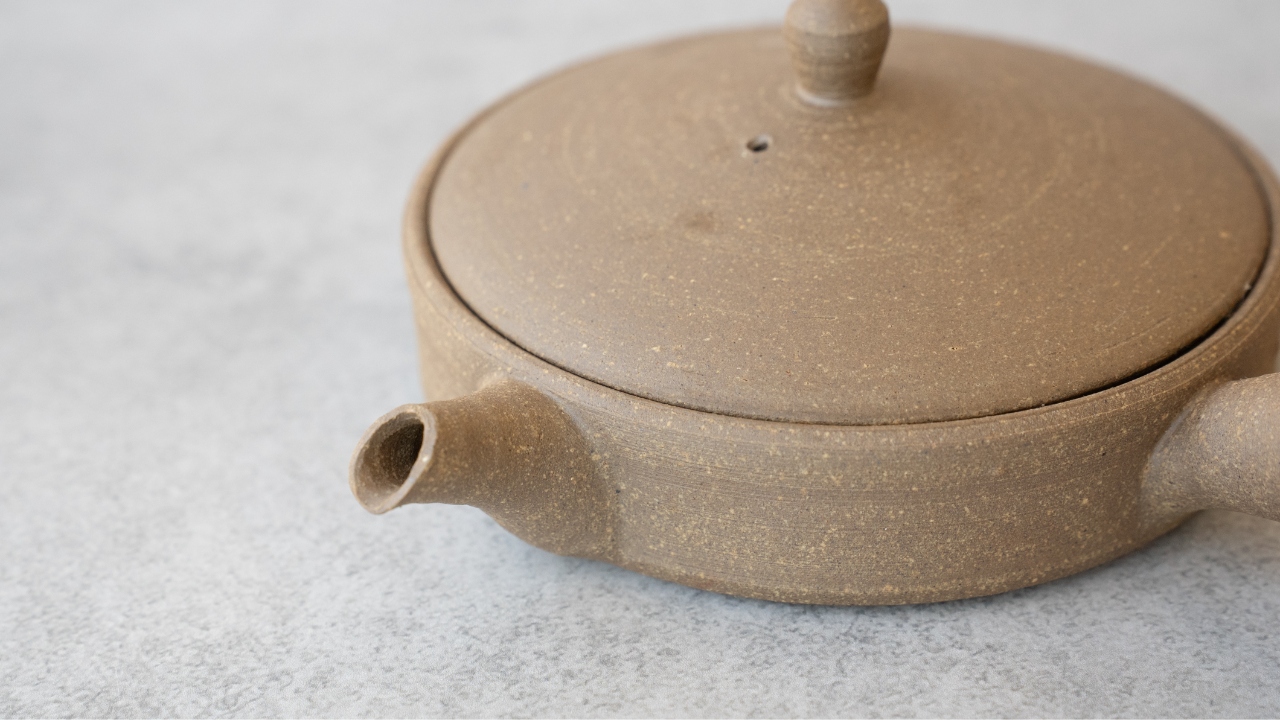 茶注工房 羊月】焼締極平型赤急須 – muny