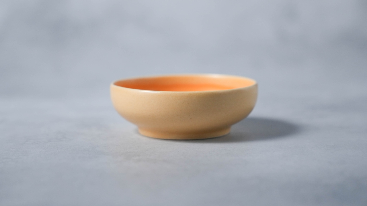 廻窯舎】オレンジ小鉢（受注生産 / 1ヵ月以内に発送） – muny